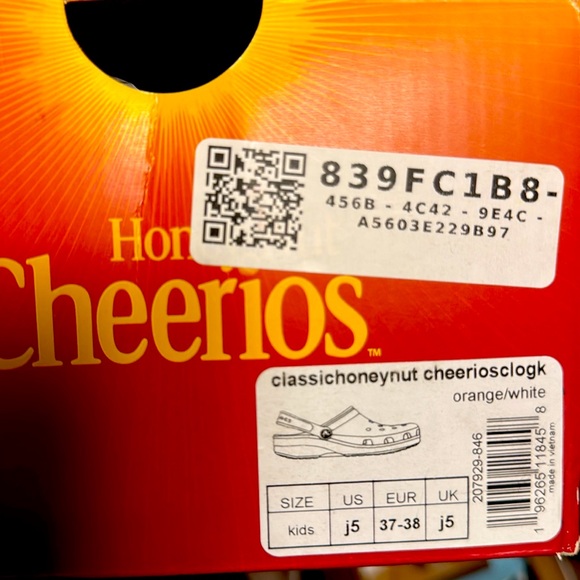 Honey Nut Cheerios Crocs - Special Edition - RARE!! - Picture 10 of 10